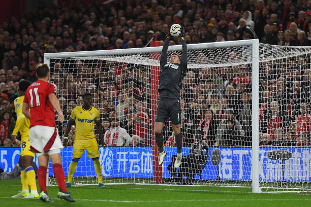 再次穿着自 再次穿着自